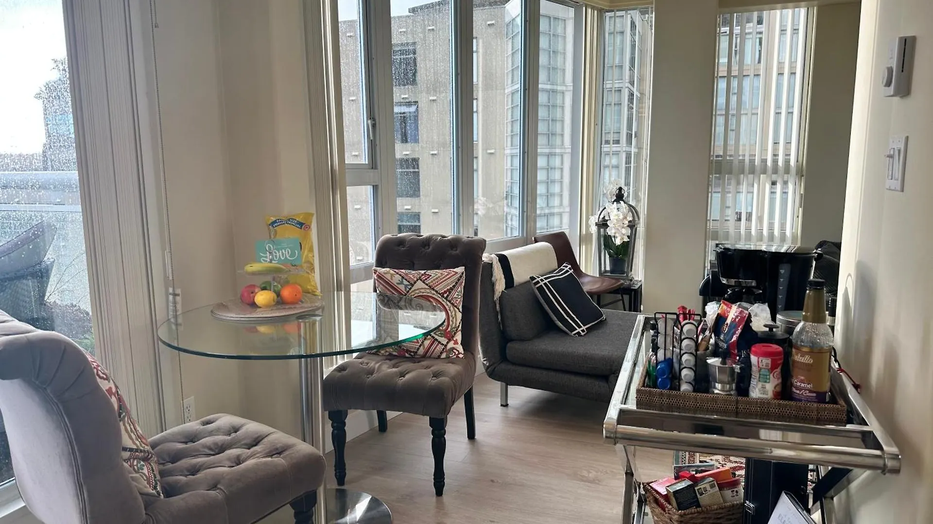 Penthouses Of Beach Ave Vancouver Apartment