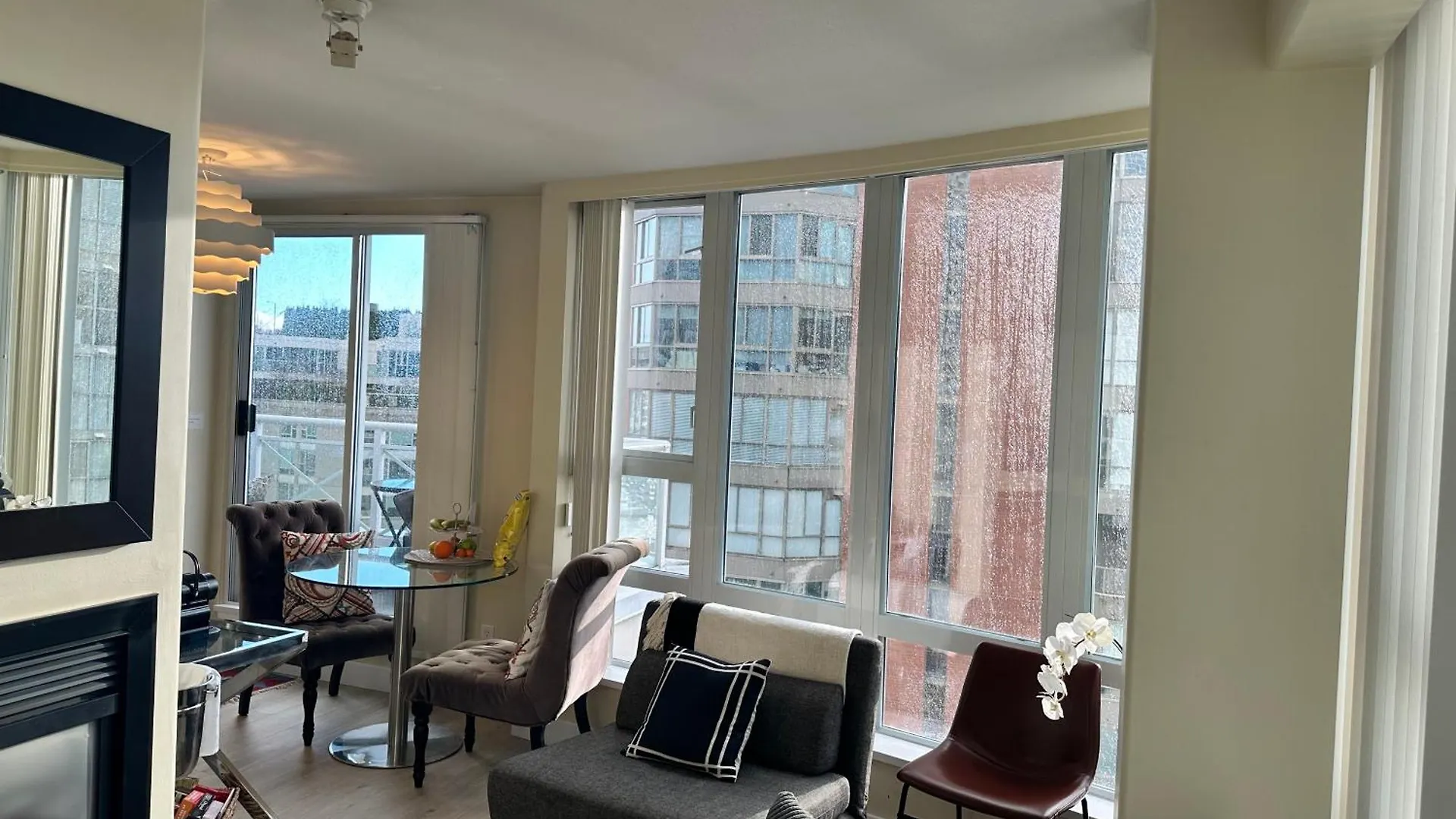 Penthouses Of Beach Ave Vancouver Apartment