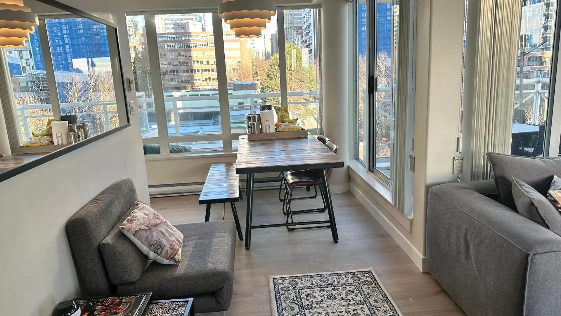 Penthouses Of Beach Ave Vancouver 0*,  Canada