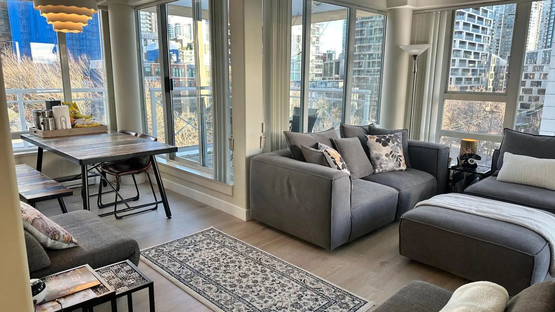 Apartment Penthouses Of Beach Ave Vancouver Canada