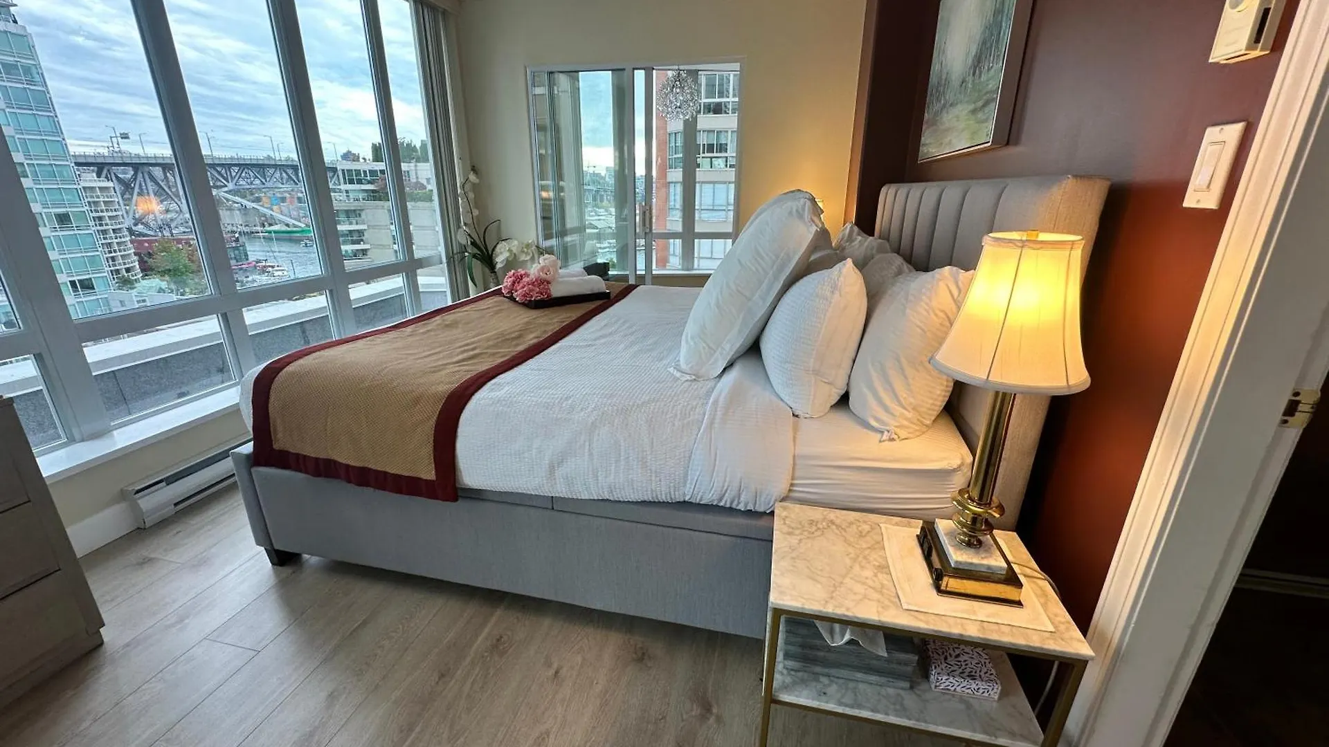 Apartment Penthouses Of Beach Ave Vancouver