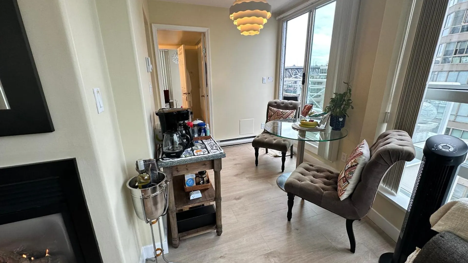 Penthouses Of Beach Ave Vancouver