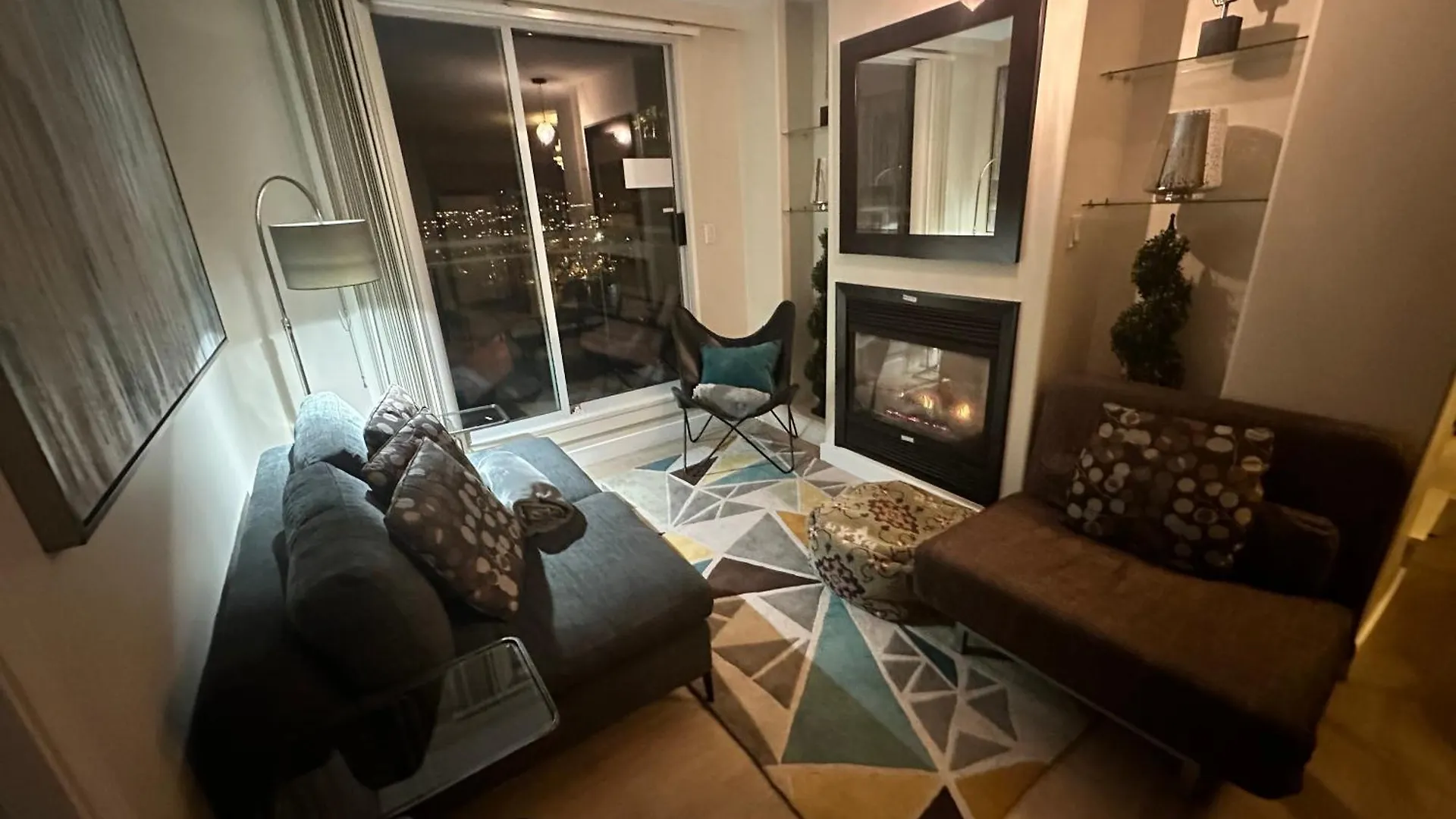 Penthouses Of Beach Ave Vancouver 0*,  Canada
