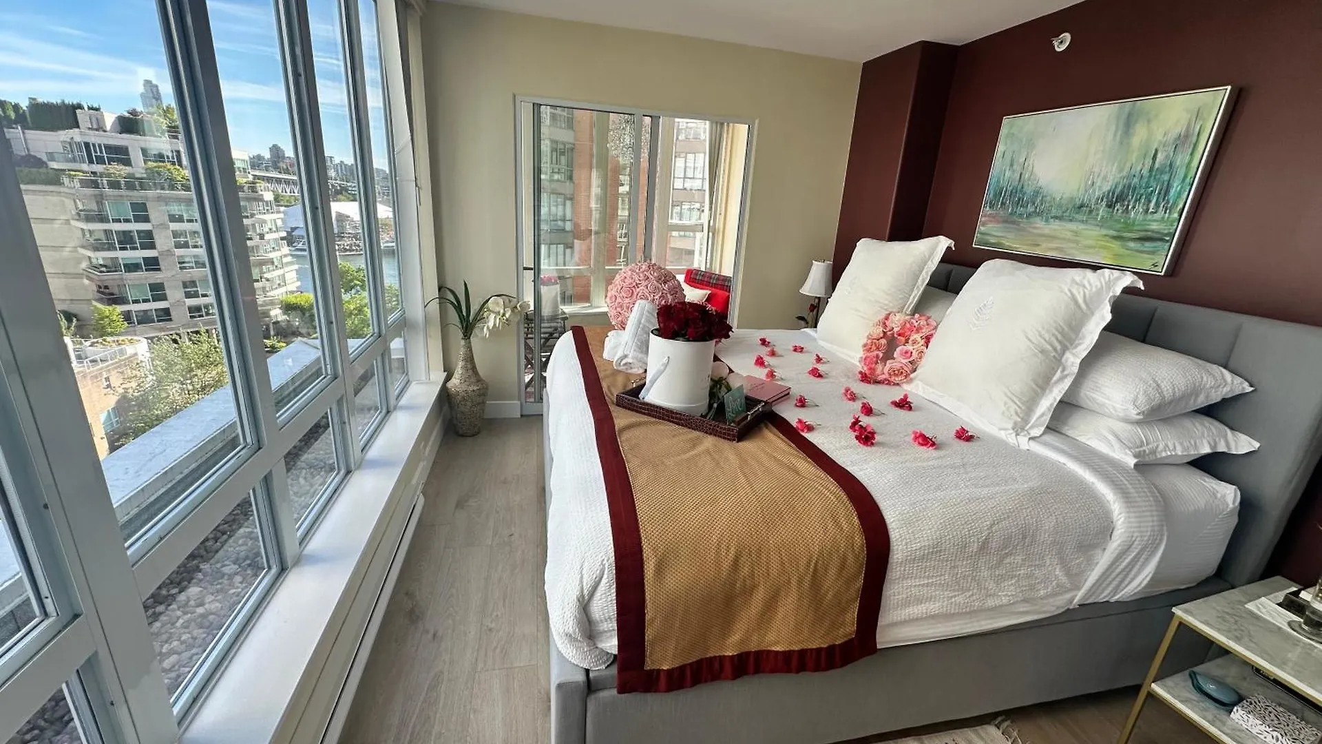 Penthouses Of Beach Ave Vancouver
