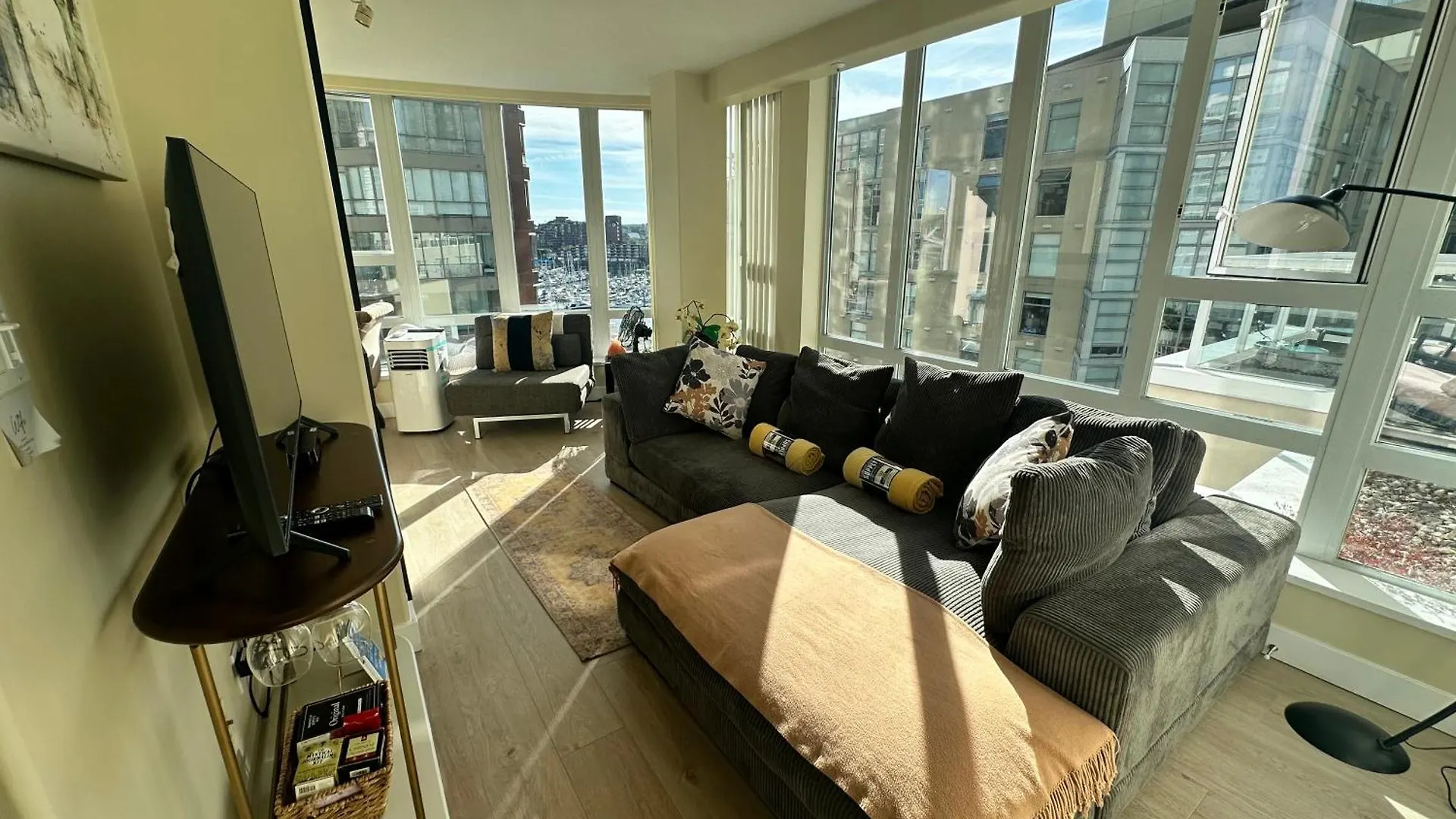 Apartment Penthouses Of Beach Ave Vancouver